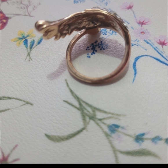 Statement Ring - Picture 2 of 3